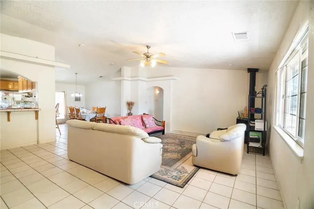 8871 Avocado Avenue, Hesperia, CA 92345 - Image #1