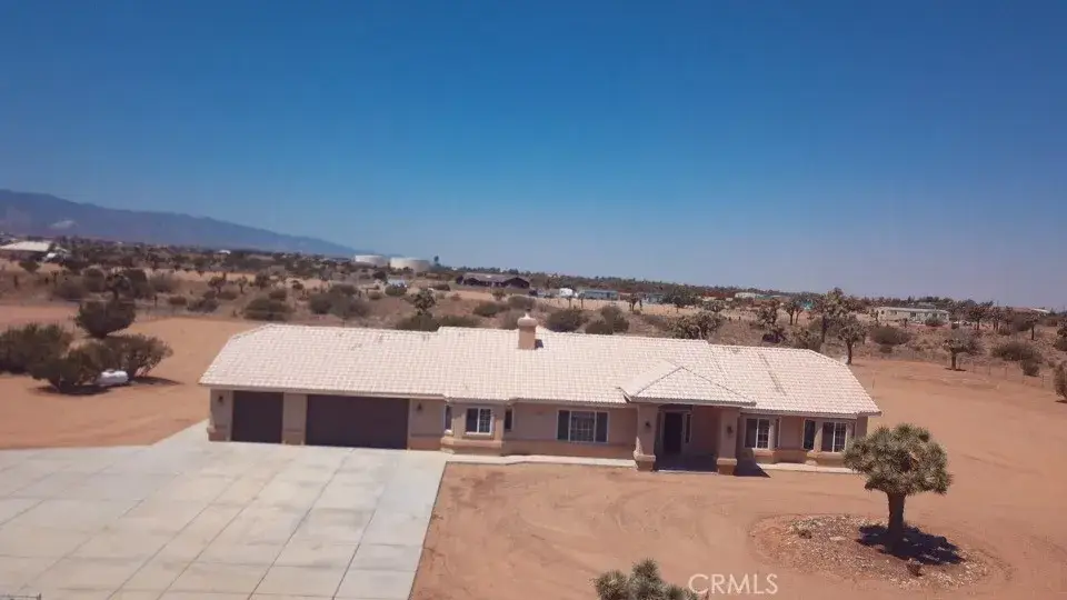 10626 Beaver Avenue, Phelan, CA 92371 - #1