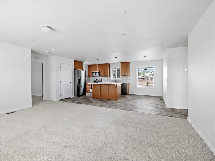 11473 Desert View Road, Pinon Hills, CA 92372 - Image #2