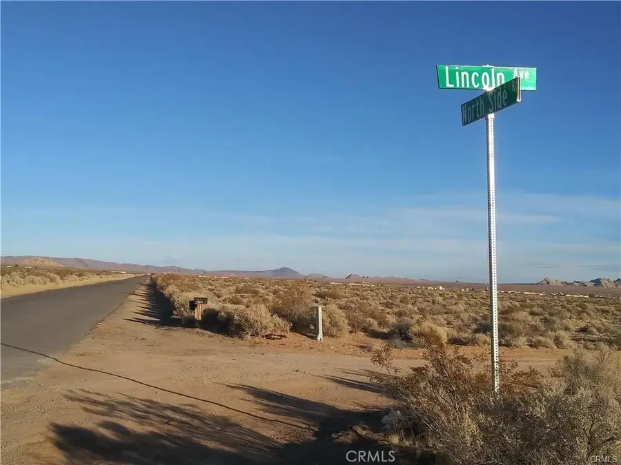 17 North Side, Lucerne Valley, CA 92356 - Image #3