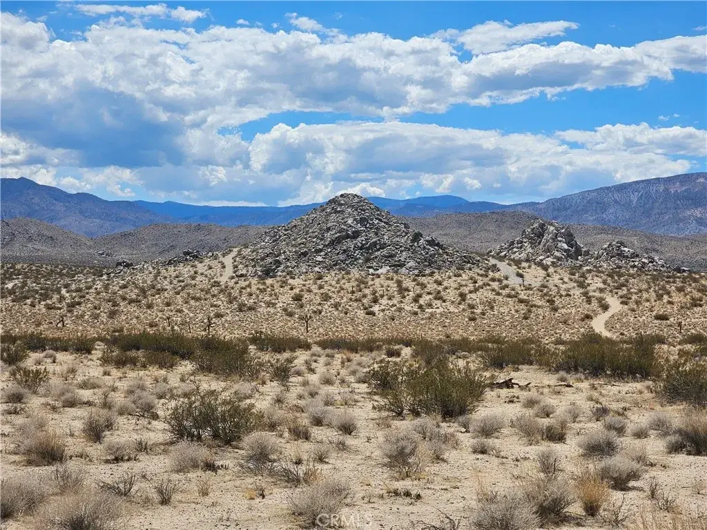 405 Rd. H (near), Lucerne Valley, CA 92356 - Image #1
