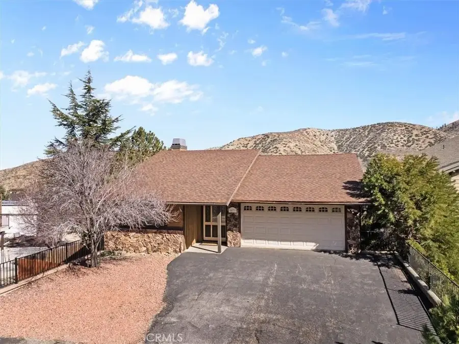 5471 Zurich Drive, Wrightwood, CA 92397 - #2