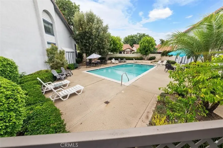 20651 Roscoe Boulevard #L, Winnetka, CA 91306 - Image #2