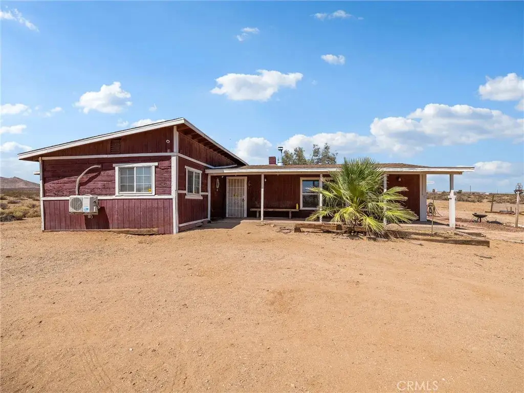 19876 Stoddard Wells, Apple Valley, CA 92307 - Image #1
