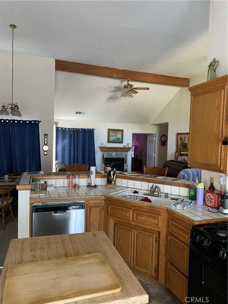 18195 Pitache Street, Hesperia, CA 92345 - Image #2