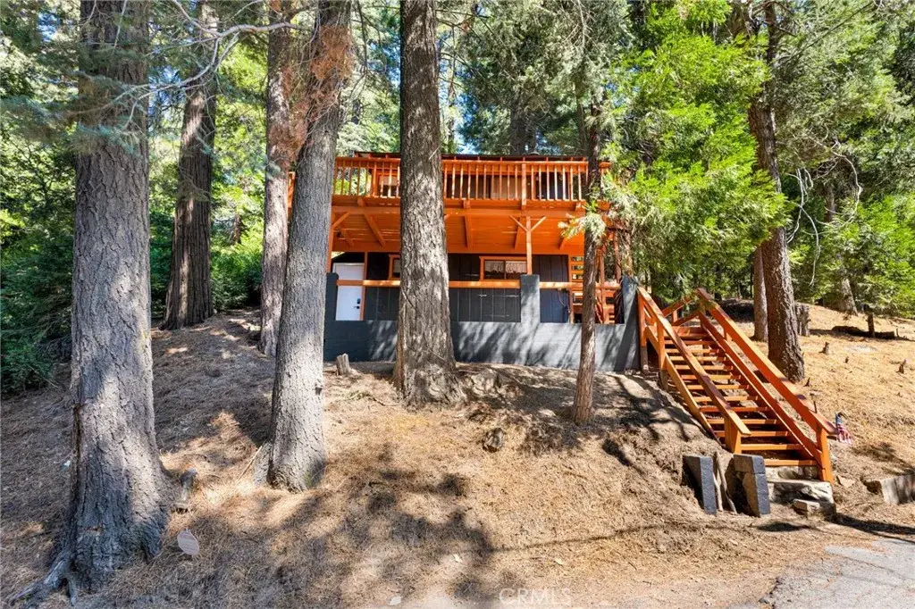 739 Lake Drive, Lake Arrowhead, CA 92385 - Image #1