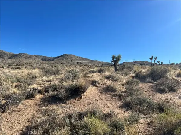 26330 Mountain View, Apple Valley, CA 92308