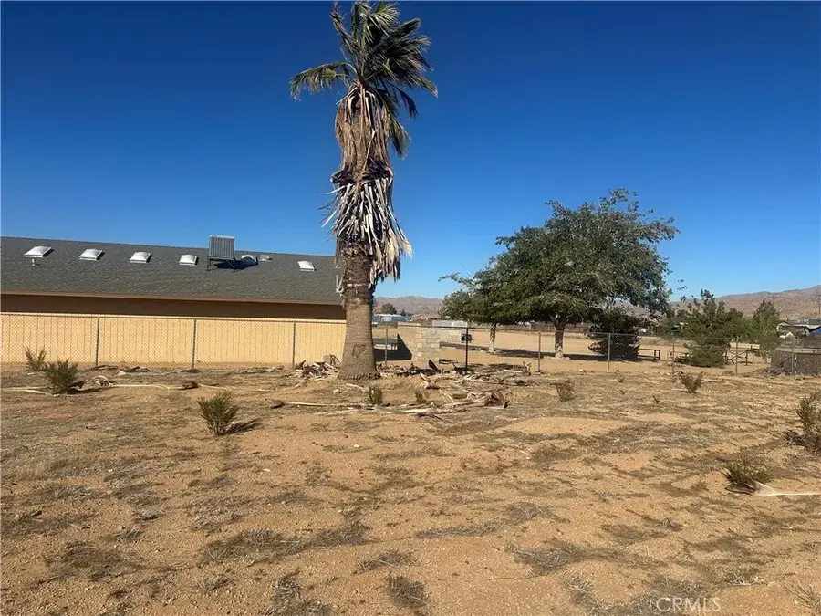11025 Central, Apple Valley, CA 92308 - #3