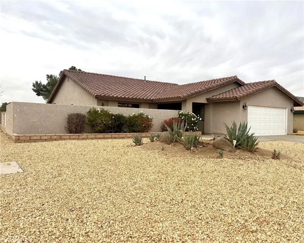 27424 Cloverleaf Drive, Helendale, CA 92342 - #1