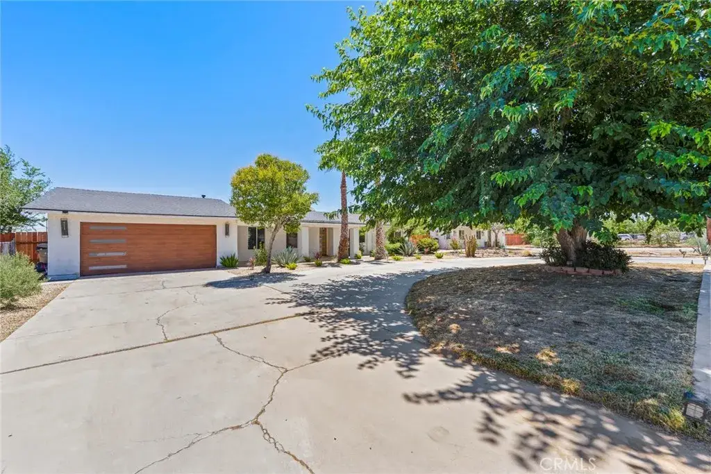 8263 3rd, Hesperia, CA 92345 - Image #1