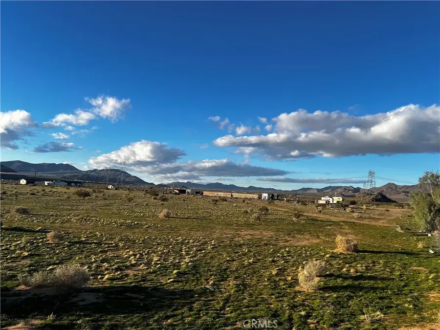 33520 Haynes, Lucerne Valley, CA 92356 - Image #3