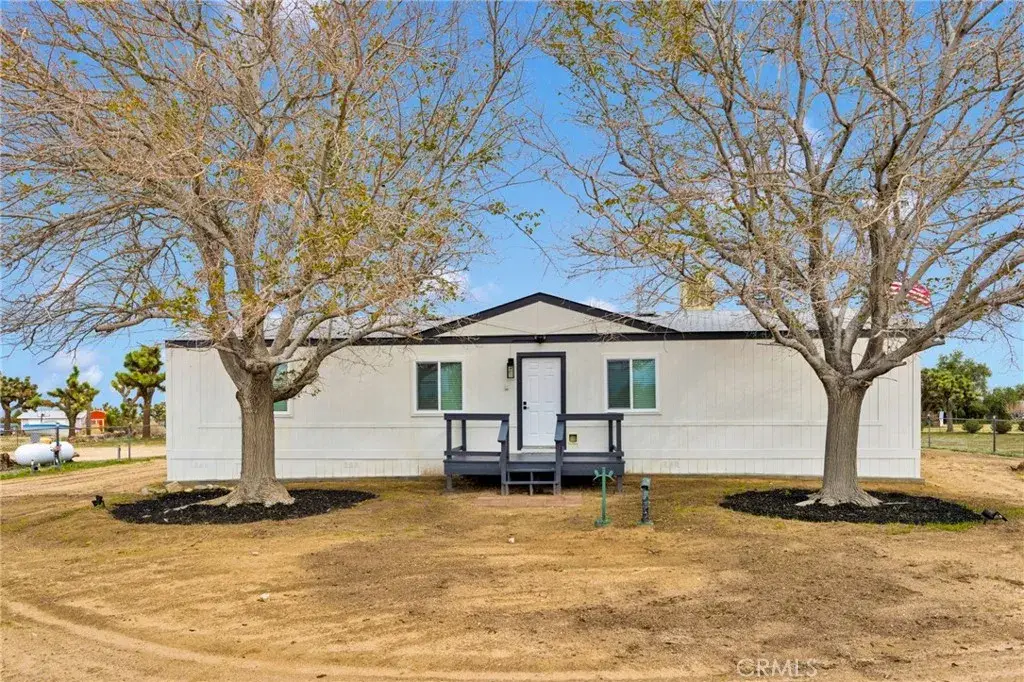 6450 Maricopa Road, Phelan, CA 92371 - Image #1