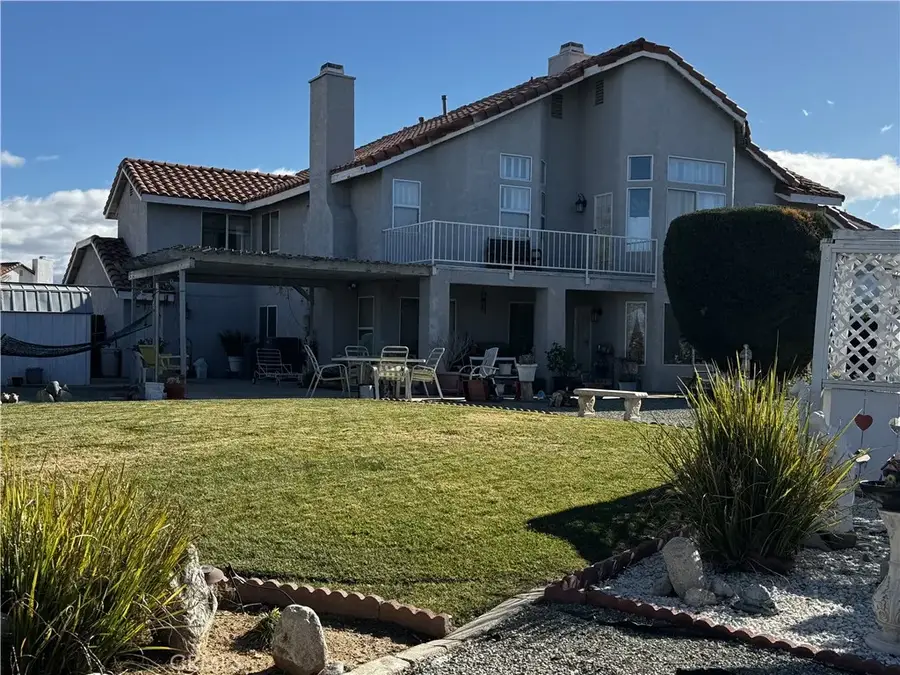 20404 Half Moon Court, Apple Valley, CA 92308 - Image #3