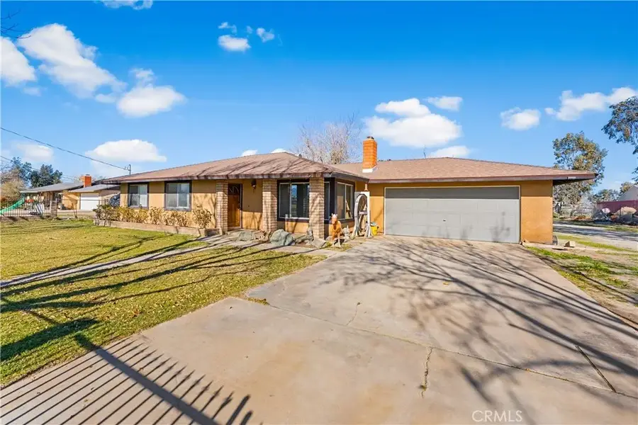 10837 E Avenue R10, Sun Village, CA 93543 - Image #2