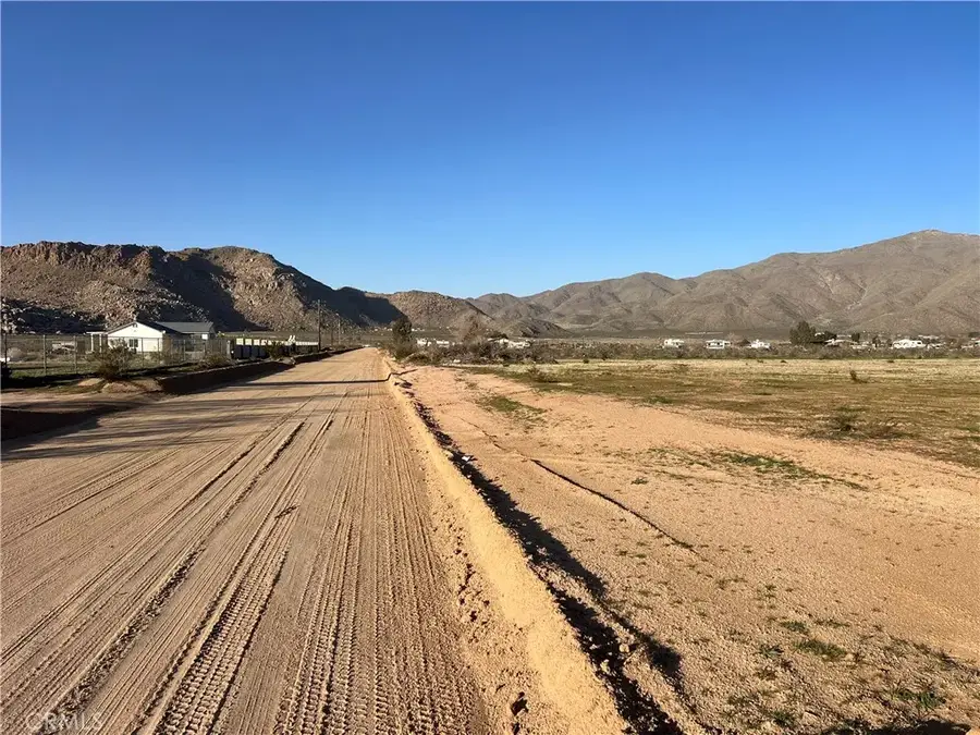 3 Manzana, Apple Valley, CA 92308 - #3