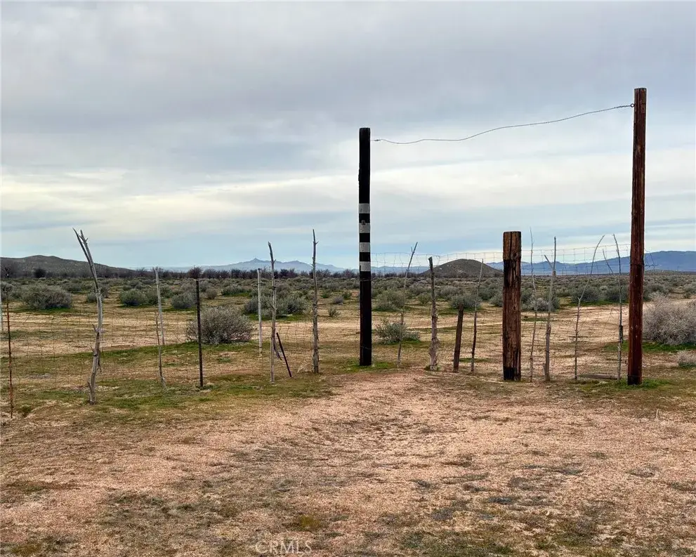 39025 Hervey, Hinkley, CA 92347 - Image #1