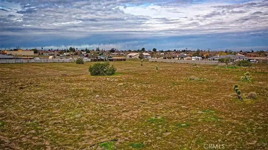 15058 Main, Hesperia, CA 92345 - Image #2