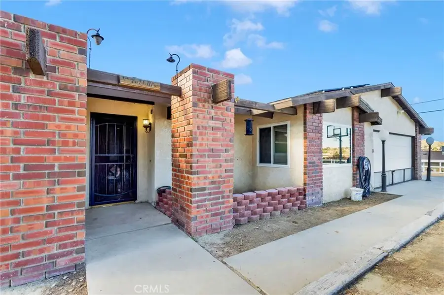 18608 Cocqui, Apple Valley, CA 92307 - Image #3