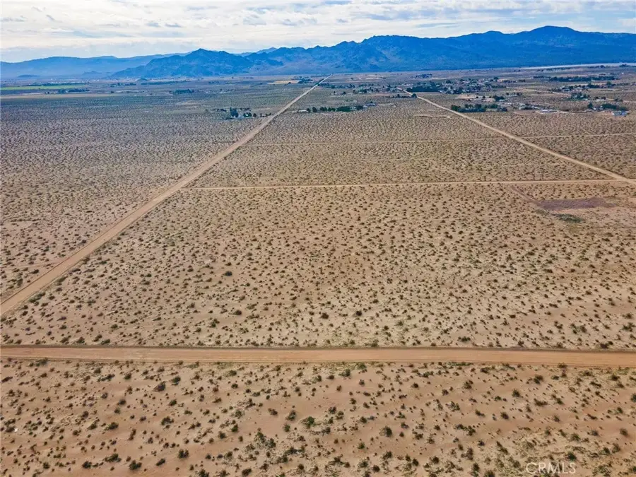 123 Kiloran St, Newberry Springs, CA 92365 - #3