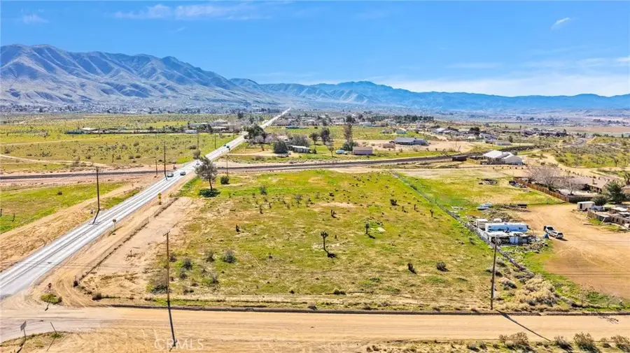 10420 Kiowa, Apple Valley, CA 92308 - Image #2