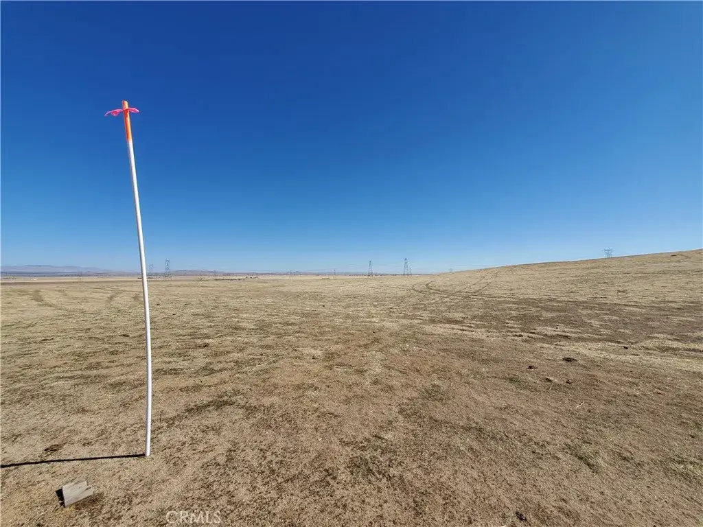 2 Ave E4, Lancaster, CA 93536 - Image #1