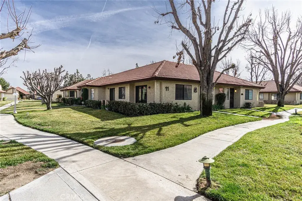19256 Cottonwood, Apple Valley, CA 92308 - Image #1