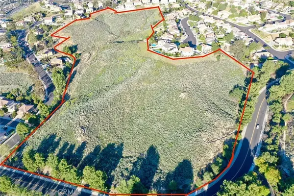 16286 Lakepointe, Riverside, CA 92503