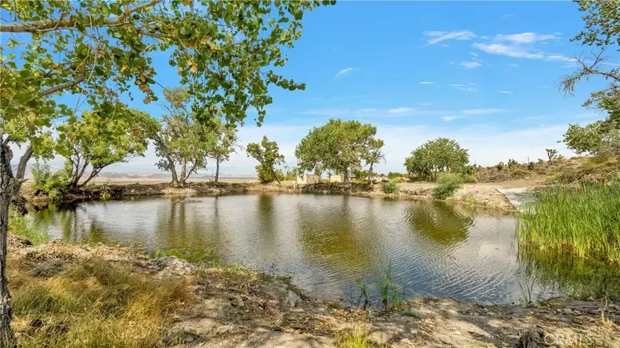38450 State Highway 18, Lucerne Valley, CA 92356 - #2