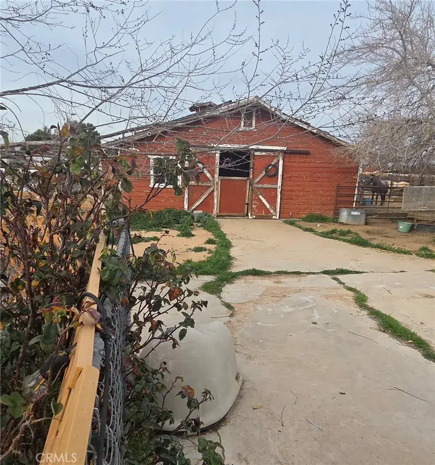 17598 Linden, Hesperia, CA 92345 - Image #3