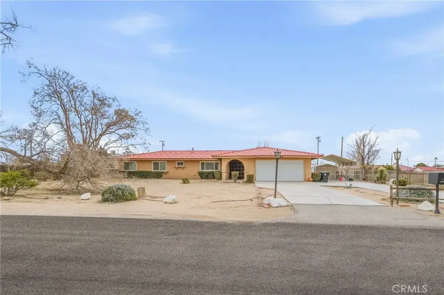 19629 Oneida, Apple Valley, CA 92307 - #2