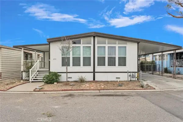 15252 Seneca #241, Victorville, CA 92392