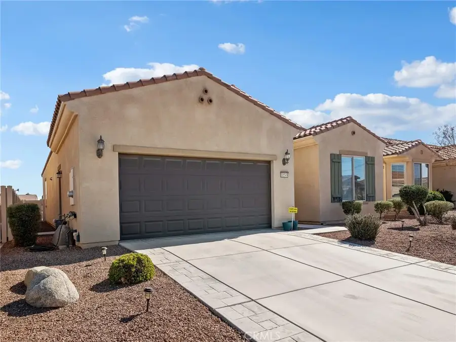 10549 Green Valley Road, Apple Valley, CA 92308 - #2