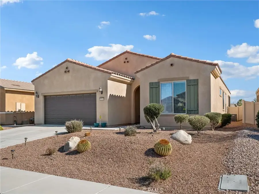 10549 Green Valley Road, Apple Valley, CA 92308 - #3