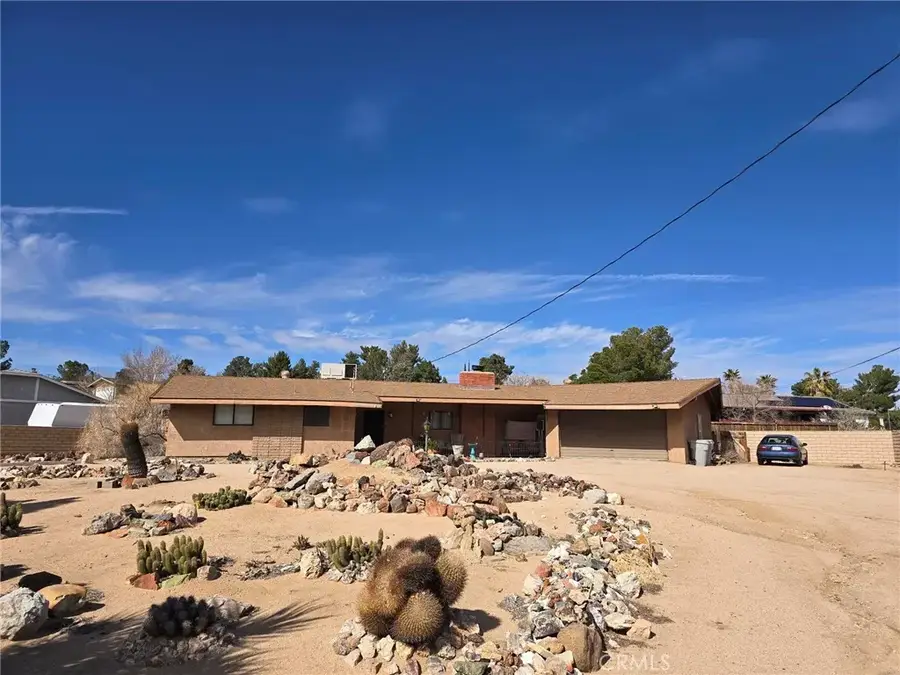 18622 Orange, Hesperia, CA 92345 - #2