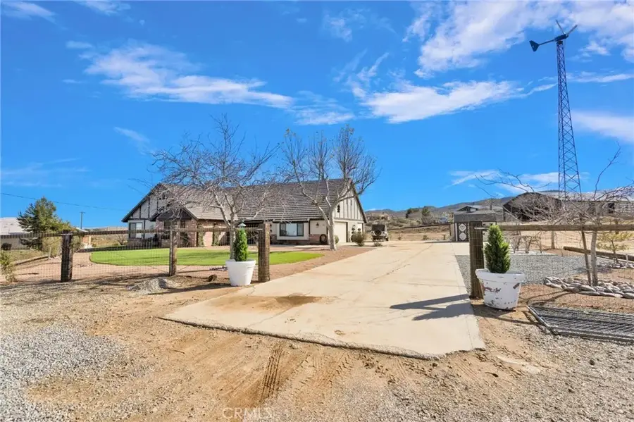 5205 Snow Line, Phelan, CA 92371 - #2