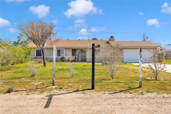 11591 Kiowa Road, Apple Valley, CA 92308