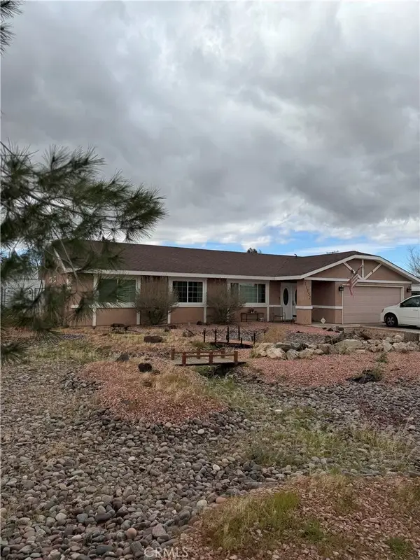 11852 Jamacha Road, Apple Valley, CA 92308