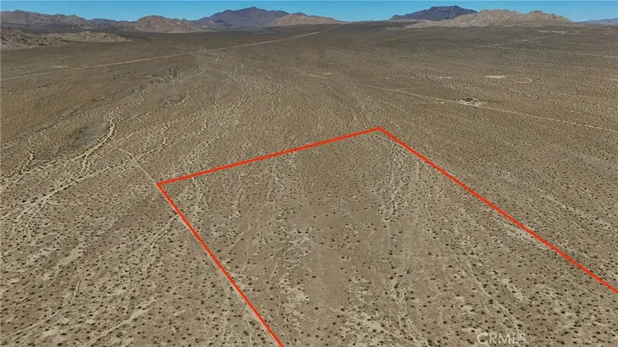 704 Haynes (near), Lucerne Valley, CA 92356 - #3