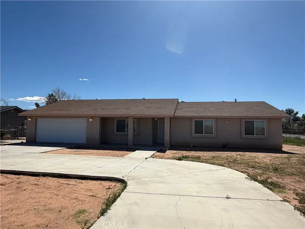 22265 Thunderbird, Apple Valley, CA 92307 - #1