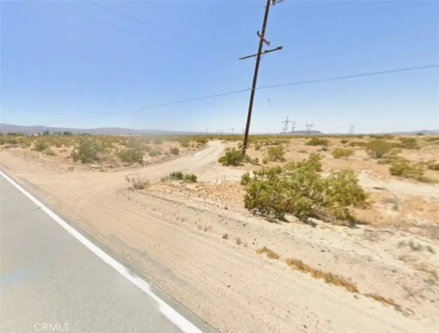 1 Hidden Springs Rd, Newberry Springs, CA 92365 - #2