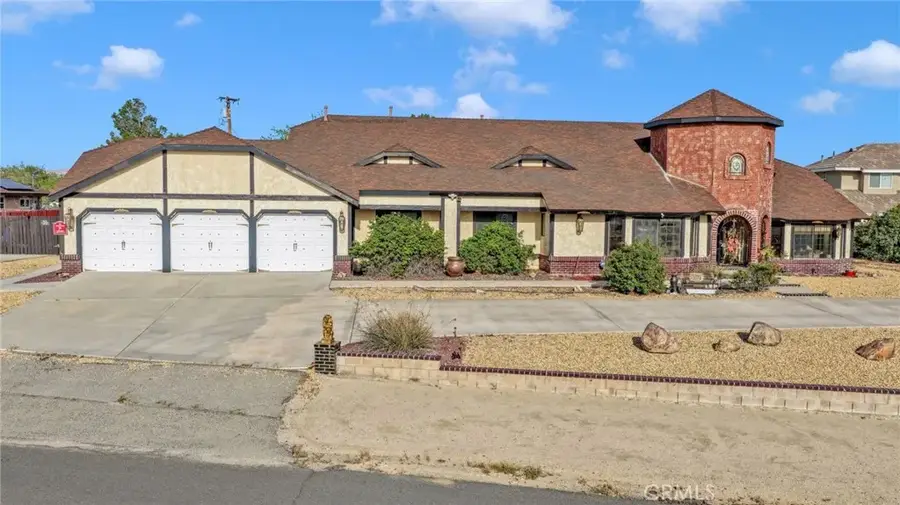 13889 Olathe Road, Apple Valley, CA 92307 - #3