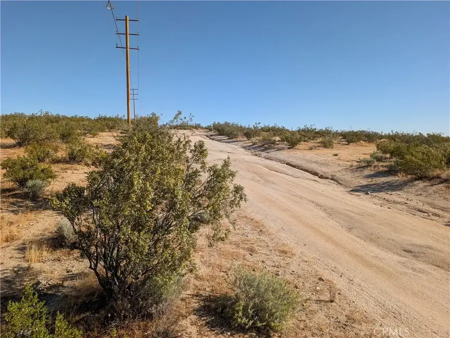 0 140th St, Edwards, CA 93523 - #3