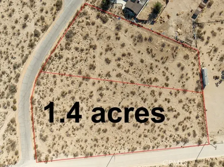 718 Clark Rd., Lucerne Valley, CA 92356 - #3