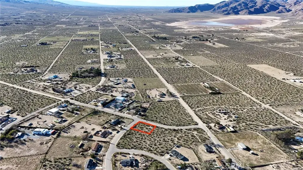 720 Kingsley St., Lucerne Valley, CA 92356 - #1