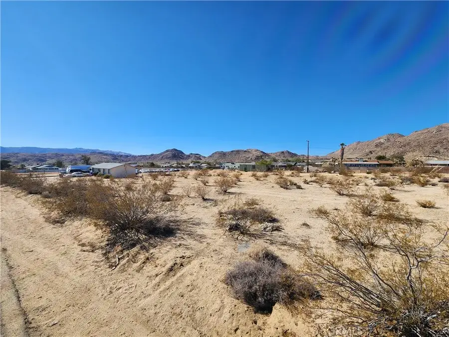 188 Avenida La Espana Daga, Joshua Tree, CA 92252 - #3
