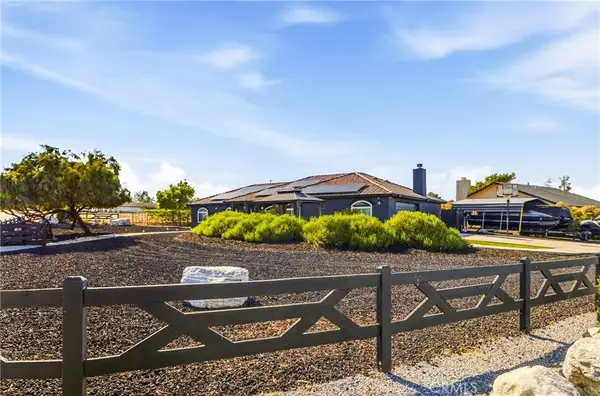 7518 San Bruno, Hesperia, CA 92345