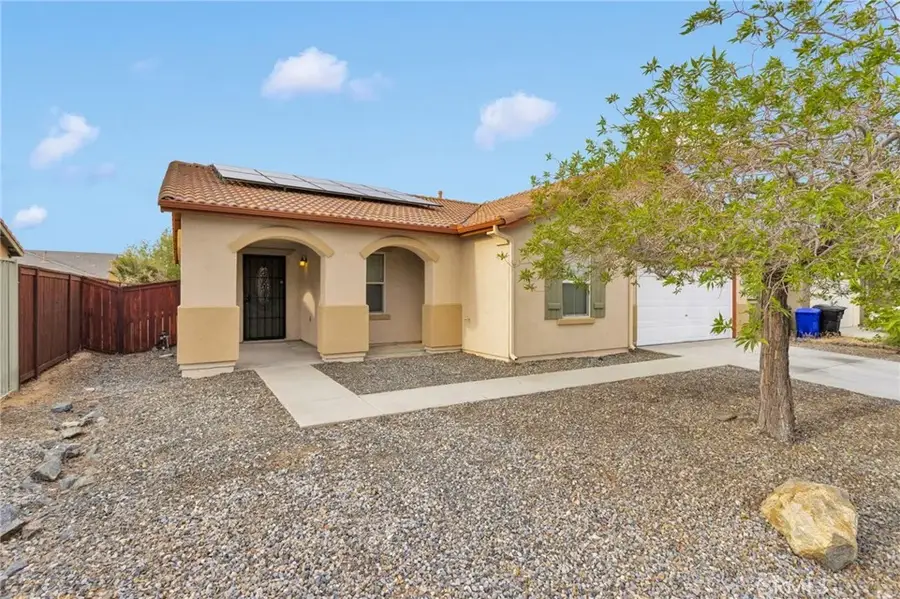 16572 Don Quijote, Victorville, CA 92395 - #3