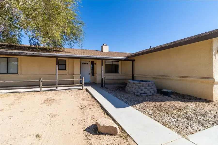 19014 Vine, Hesperia, CA 92345 - #2