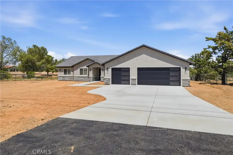 18090 Hinton Street, Hesperia, CA 92345 - #2