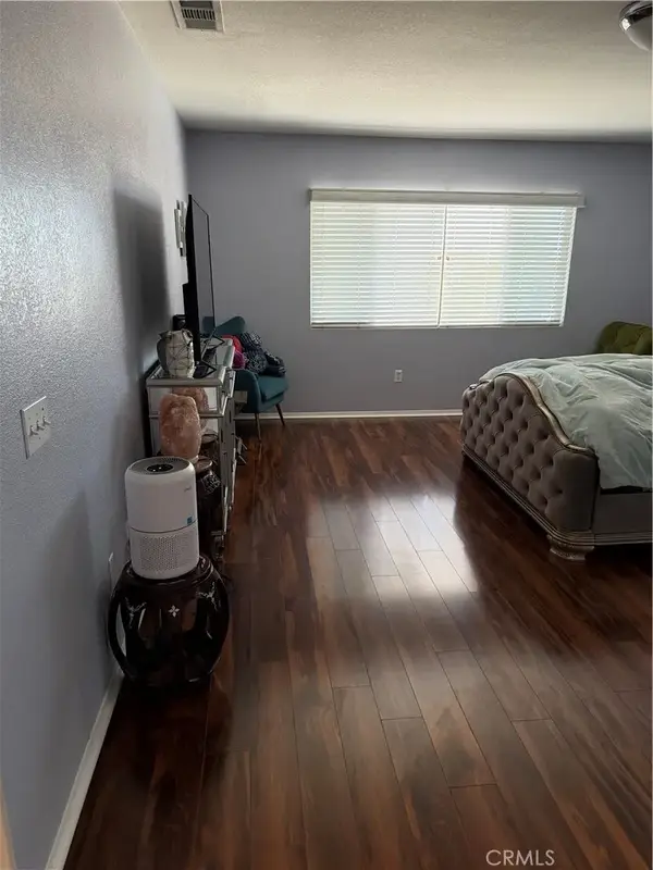15082 Quicksilver Drive, Victorville, CA 92394